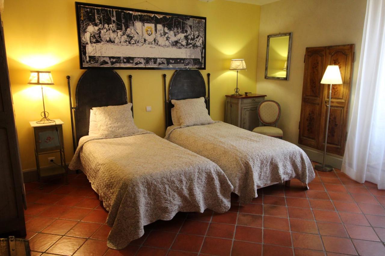 La Parenthese Hostellerie Provencale Uzes Exterior photo