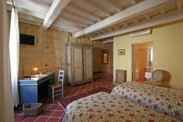La Parenthese Hostellerie Provencale Uzes Exterior photo
