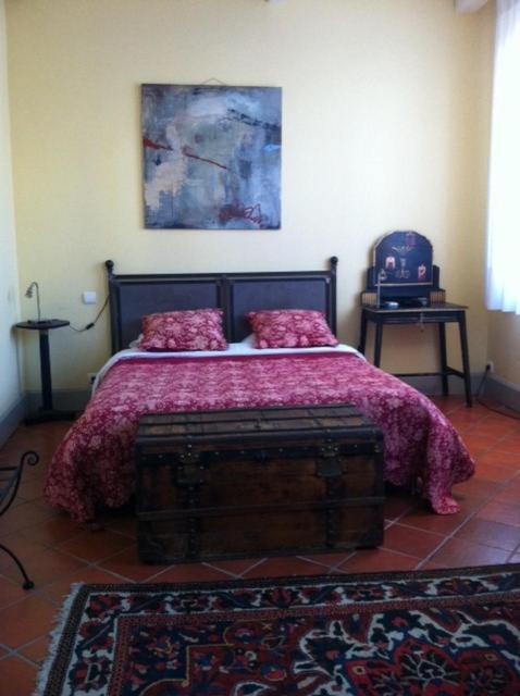 La Parenthese Hostellerie Provencale Uzes Room photo